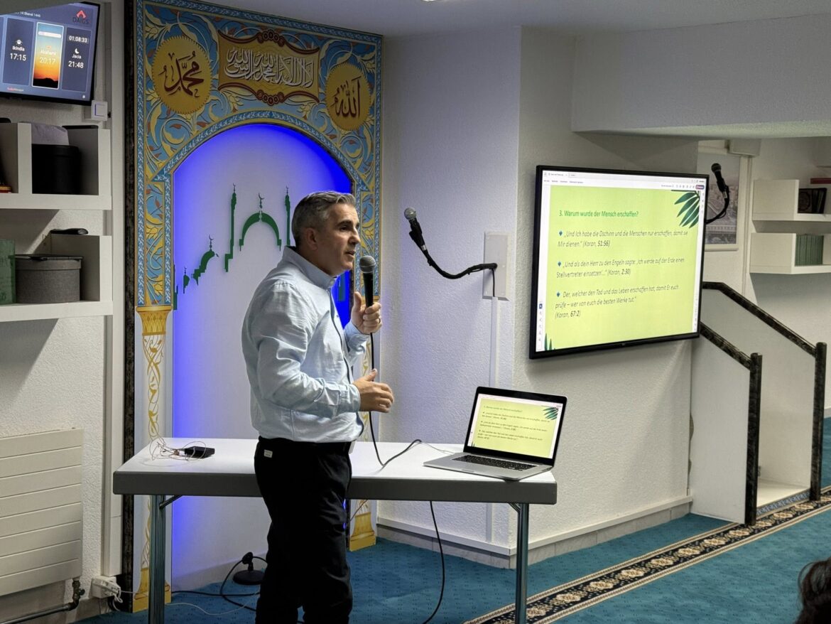 Takimi me rininë e xhamisë “Jugendtreff”